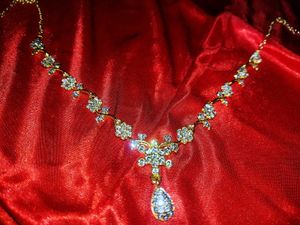 Elegant Floral Necklace