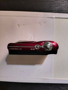 Nikon Coolpix L22 camera