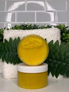 Turmeric Detan Scrub 350 Gm