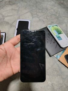 Apple 11 Pro Screen