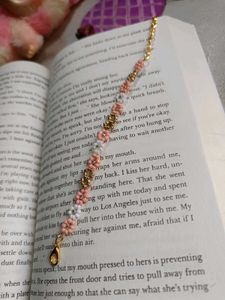 Peachy Peach Beaded Handmade Bracelet🩷