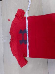 Under Armour Red T-Shirt