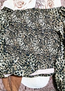 Leopard Print Ruched Top