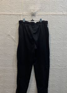 🇬🇧 Nike Imported Fleece Track Pants