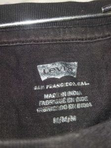 Levis Black Colour T Shirt