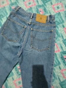Arizona Jeans
