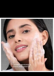 🌿 Pond&#39;s Pure Detox Charcoal Face Wash