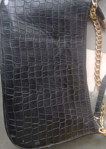 Black Chain Shoulder Bag