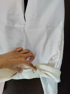White Stretchable Leggings
