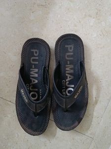Women Slippers Brown
