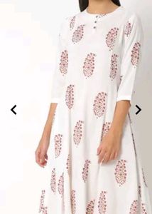 Uniquest White & Red Paisley Print Kurta