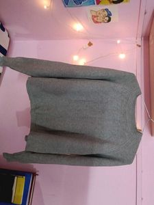 AESTHETIC SWEATER FOR WINTERS