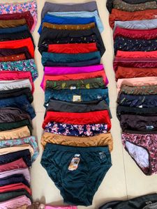 Women&#39;s and Girl&#39;s Undergarments