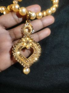 pendant with pearl chain