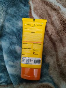 (Sealed) Aqualogica Glow+ Dewy SunscreenSPF 50