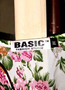 Floral Puff Sleeve Top - BASIC