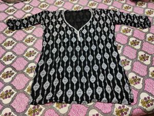 Elegant Black & White Kurta