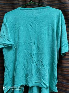 Vintage 1990 T-Shirt , Its Free Size Tshirt.