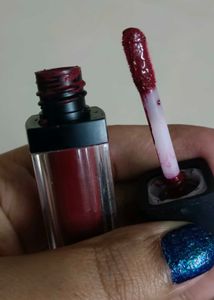Burgundy Lipstick mousse matte
