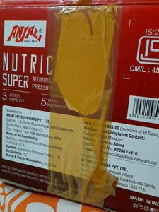 Combo Of Cooker And Fry Pan