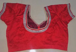 Elegant white and red Printed Saree