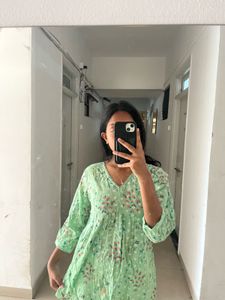 Floral Print Green Top