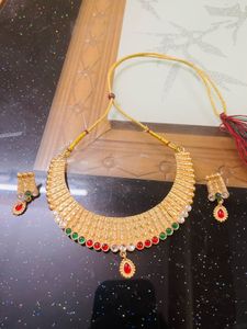 Elegant Gold Plated Necklace Set