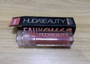 Huda Beauty Faux Filler - Bombshell