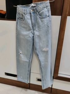 Ripped Momfit Denim