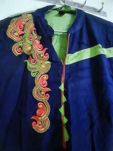 Nevy Blue And Green Kurti With Handwork. Xl Size.