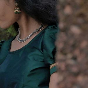 Elegant Silver-Plated Necklace Set