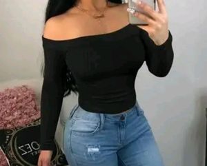Missguided Off shoulder Crop