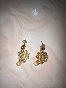 Elegant Pearl Jewelry Set