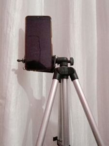 Tripod Stand