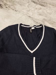 Y2k H&amp;M Pinteresty V Neck Fitted Sweater