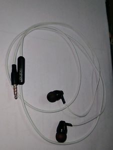 Realme Wired Headphones