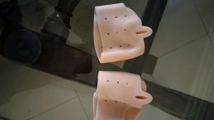 Silicon Thumb Corrector