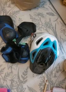Helmet And Safety Gear For Skating ,boys
