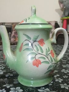 Beautiful Tea Kettle.... Price Drop