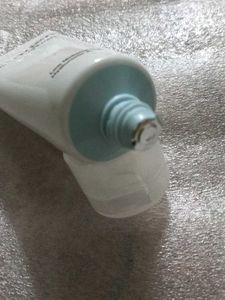 Low Molecular Hyaluronic Acid Cleansing Foam