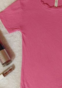 Cute Pink Ribbed Body Hugging Cropped Tee