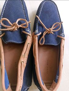 Shoe
