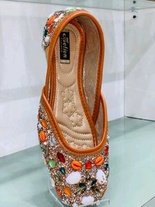 All size and colours are available in my shop bran