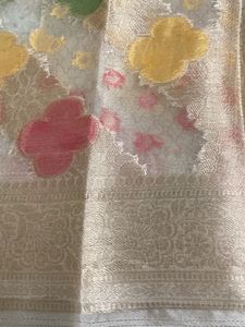 New Golden Organza Saree For Grabs
