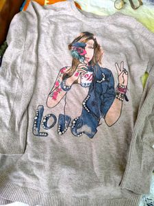 Sweatshirt