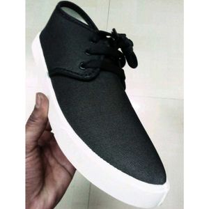 NEW NO USED HOT STYLE SPORTS SHOES FOR MEN &amp; WOMAN