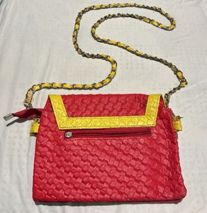 Fashionable Ladies Sling Bag