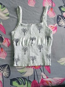 Smocked Crop Top☁️☄️⚕️✨