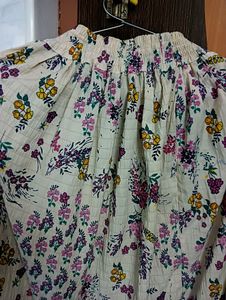 Elegant skirt in pristine condition