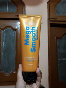 Matrix Mega Smooth Hair Mask